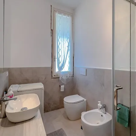 Apartment In Pineta Con Vista Mare E Piscina Varazze
